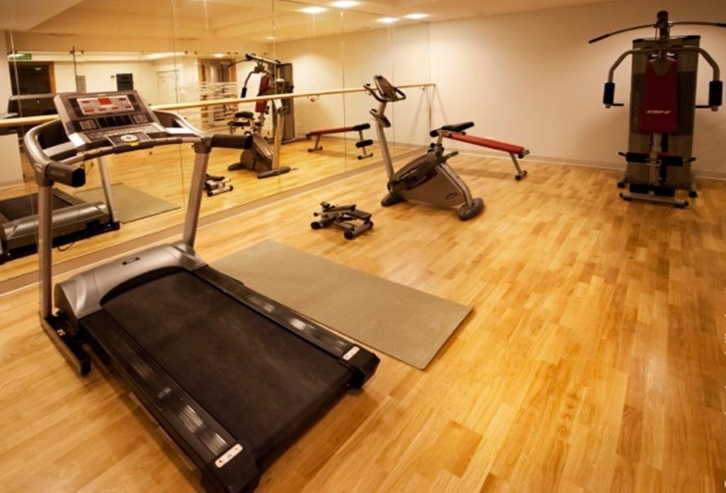 Huoneisto Waterlane Pool & Gym